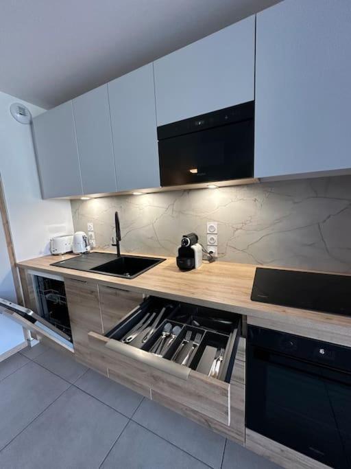 Royal Park Lake View Apartment Évian-les-Bains Kültér fotó
